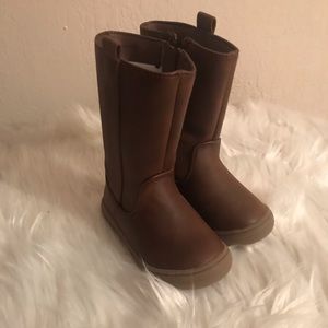 Brown boots